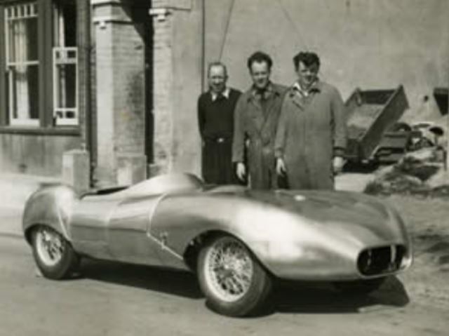 Image of an racing car that HMSMW made the body in 1958