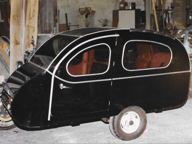Image of a motorcycle side car